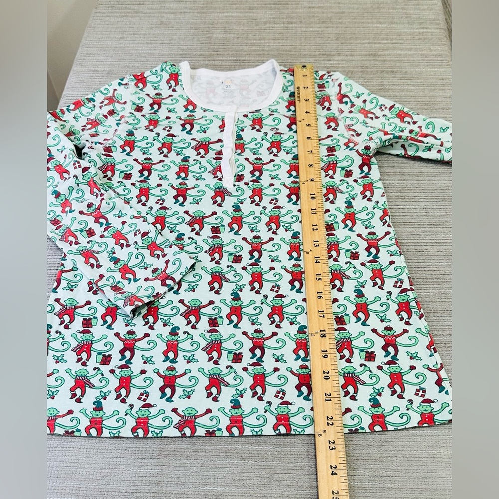 Roller Rabbit Women's Elephant Holiday Christmas Pajama Set Top Pants Size XS - Picture 6 of 9